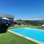 Varandas Da Vista Alegre Feriehus